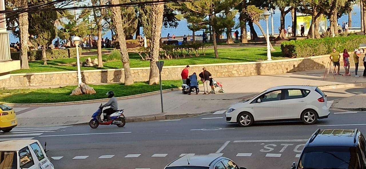 Apartamento Paseo Maritimo, Centro Torre Del Mar Exteriör bild